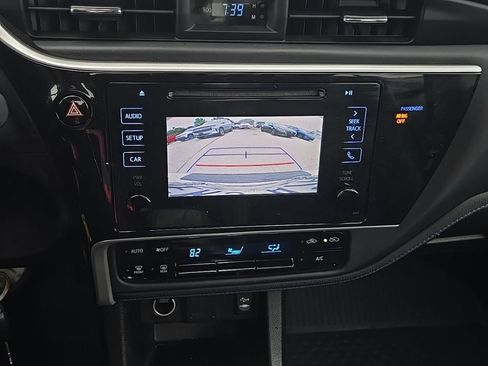 Used 2018 Toyota Corolla SE w/ Body Protection Package FWD image 19