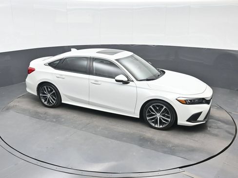 Used 2022 Honda Civic Touring image 23