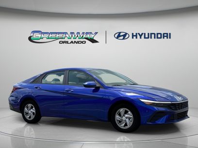 Certified 2025 Hyundai Elantra SE