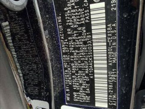 Certified 2025 Toyota Camry SE FWD image 18
