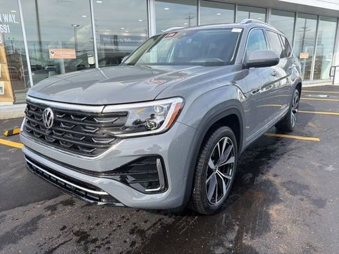 New 2026 Volkswagen Atlas SEL Premium R-Line AWD/4WD image 2