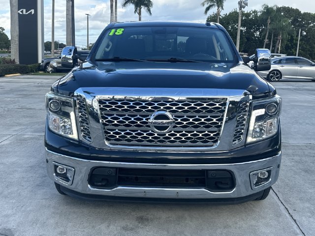 Used 2018 Nissan Titan SL w/ Chrome Package RWD image 3
