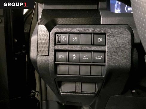 Used 2025 Toyota 4Runner Limited AWD/4WD image 35