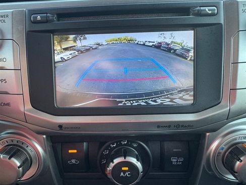 Used 2016 Toyota 4Runner SR5 image 16