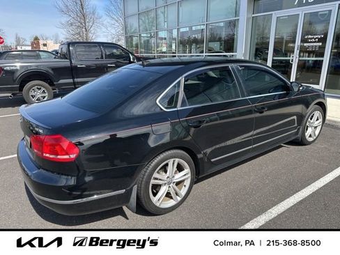 Used 2015 Volkswagen Passat 1.8T SEL Premium image 5