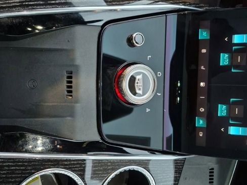 Used 2025 Cadillac Escalade IQ Sport 1 w/ Smart Trailering package image 46