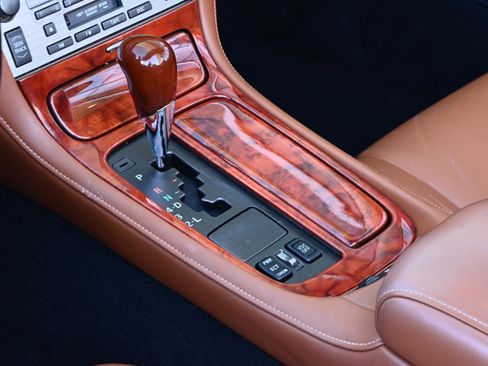 Used 2005 Lexus SC 430 Convertible image 23