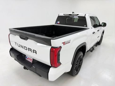 Used 2022 Toyota Tundra SR5 RWD image 40