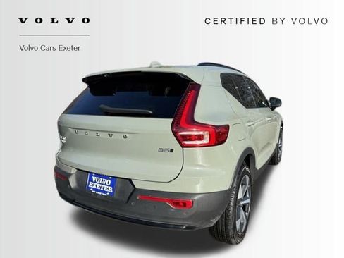 Certified 2024 Volvo XC40 B5 Plus w/ Protection Package Premier image 6