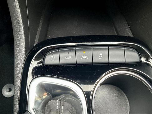 Certified 2024 Buick Encore GX Avenir image 31