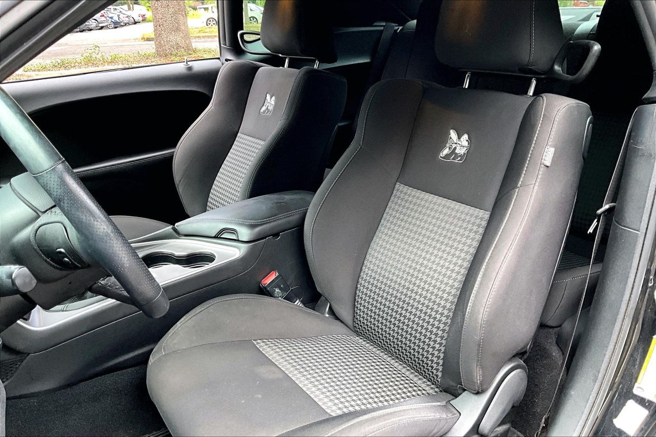 Used 2019 Dodge Challenger R/T Scat Pack RWD image 17