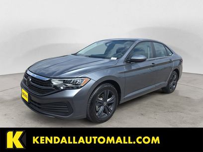 Used 2024 Volkswagen Jetta SE w/ Panoramic Sunroof Package