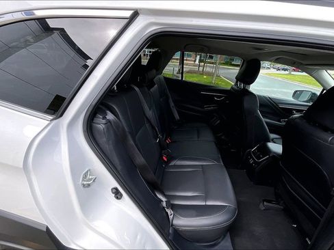 Certified 2024 Subaru Outback Limited AWD/4WD image 30