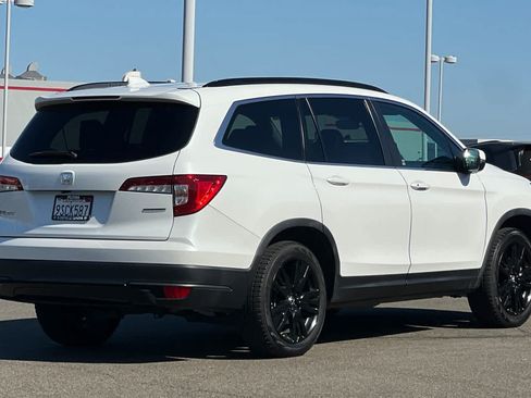Used 2021 Honda Pilot Special Edition image 2