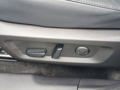 Used 2025 Mitsubishi Outlander SE AWD/4WD image 6