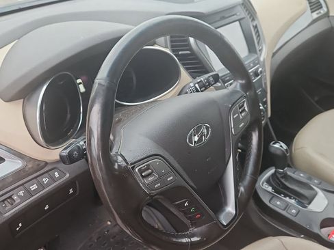 Used 2017 Hyundai Santa Fe Sport AWD/4WD image 2