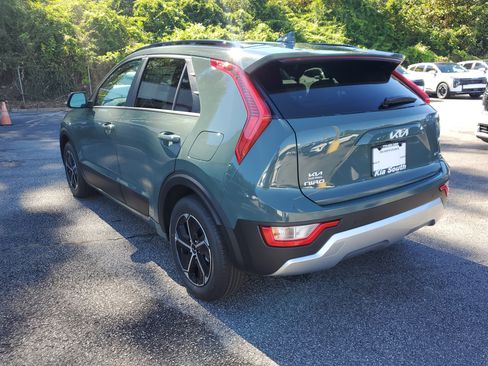 New 2025 Kia Niro EX image 4
