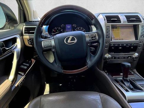 Used 2014 Lexus GX 460 w/ Premium Package image 7