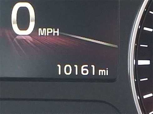 Used 2024 Kia Forte LXS image 13