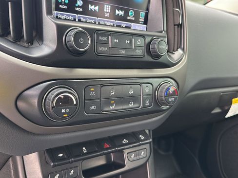 Used 2016 Chevrolet Colorado Z71 image 22