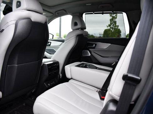 Certified 2026 Acura MDX FWD w/ Technology Package image 17