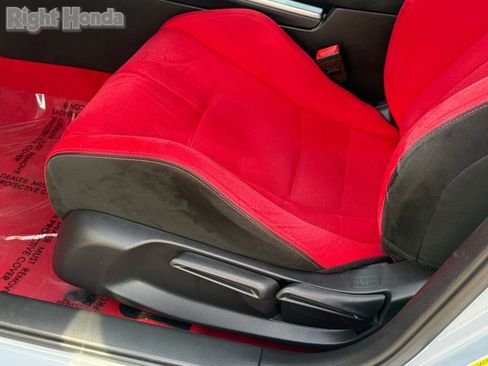 Used 2023 Honda Civic Type R image 13