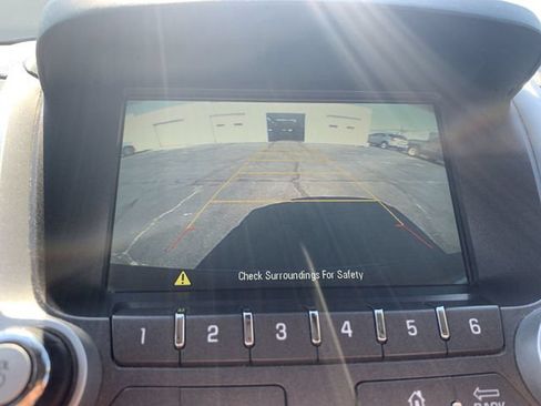 Used 2017 Chevrolet Equinox LT w/ Convenience Package FWD image 14