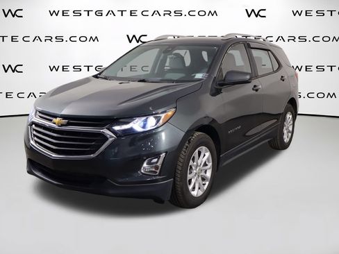 Used 2020 Chevrolet Equinox LS FWD image 1