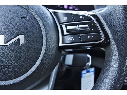 Used 2024 Kia Forte LXS FWD image 19