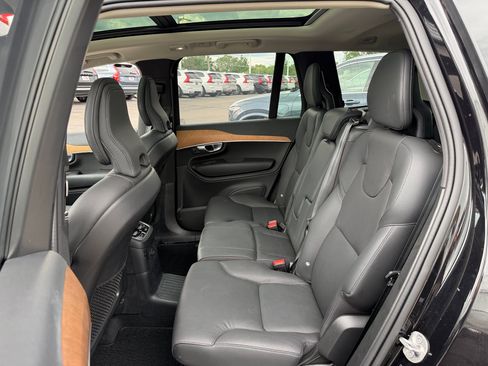 Used 2024 Volvo XC90 T8 Plus w/ Protection Package AWD/4WD image 10