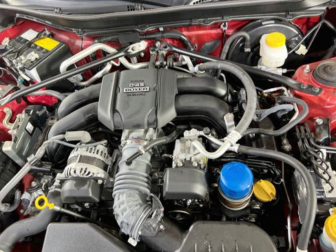 Used 2023 Toyota GR86 w/ ALL Weather Mat Package (TMS) RWD image 26