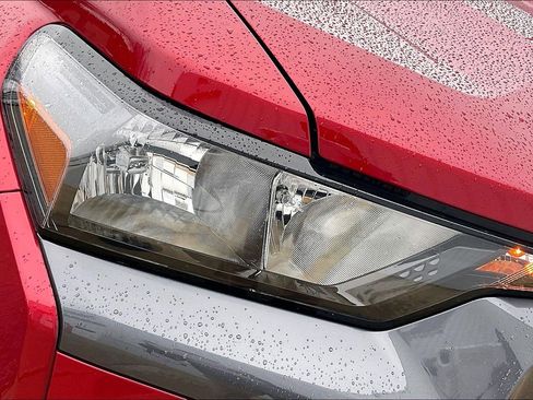 Used 2024 Chevrolet Colorado LT w/ LT Convenience Package image 32