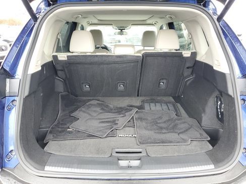 Certified 2023 Nissan Rogue SV w/ SV Premium Package image 29