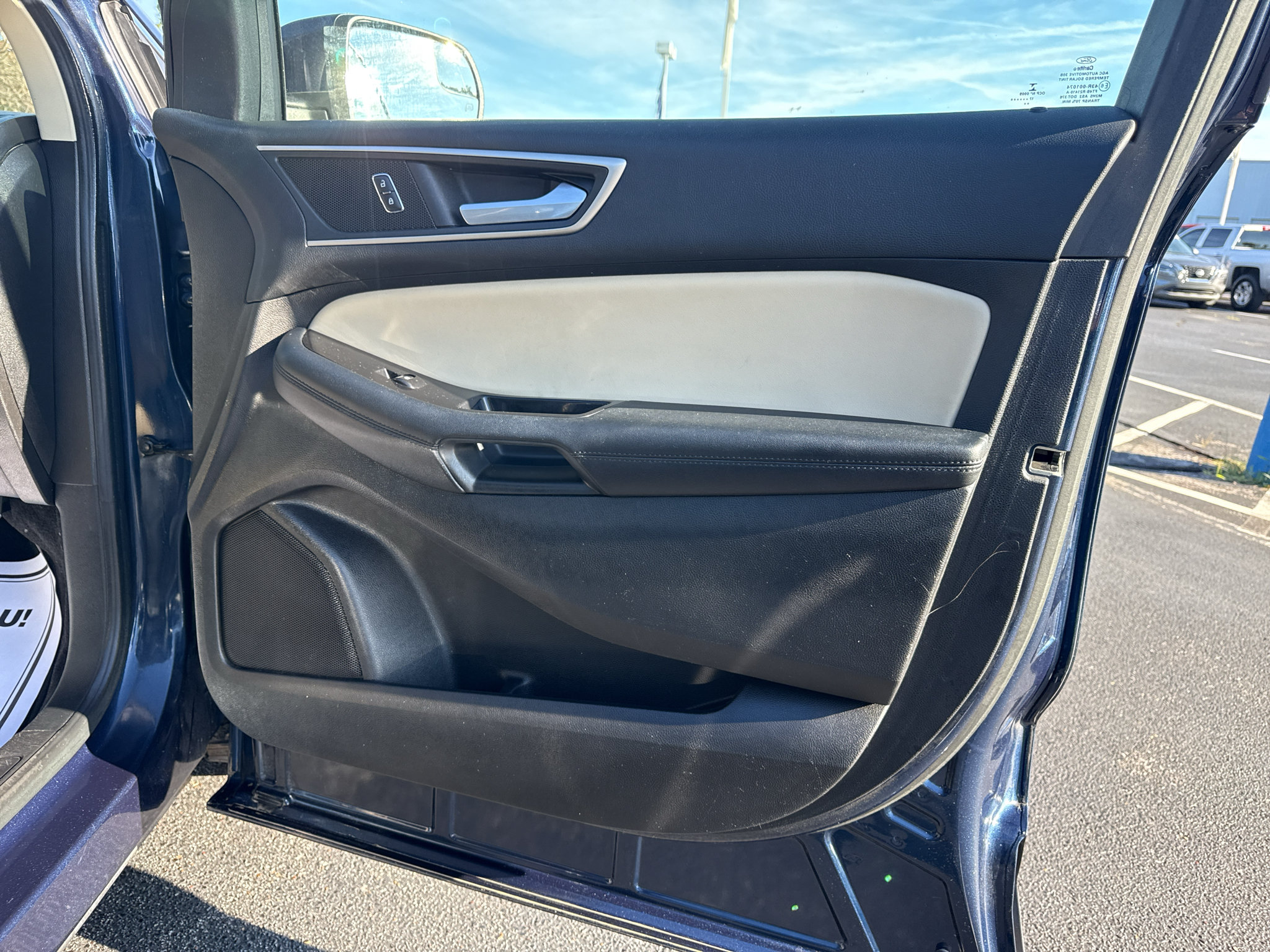 Used 2017 Ford Edge SEL w/ Equipment Group 201A FWD image 12