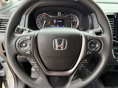 Used 2023 Honda Ridgeline Sport image 13