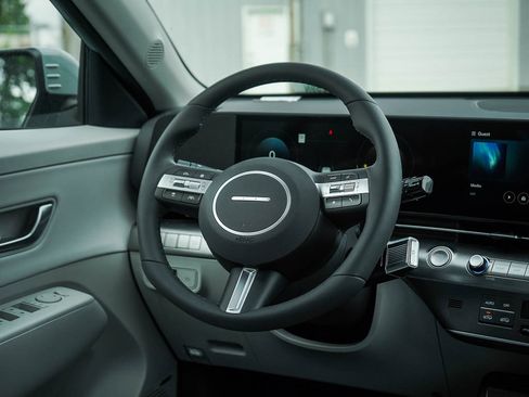 New 2027 Hyundai Kona Limited AWD/4WD image 16