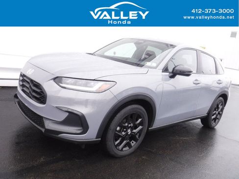 Used 2023 Honda HR-V Sport image 1