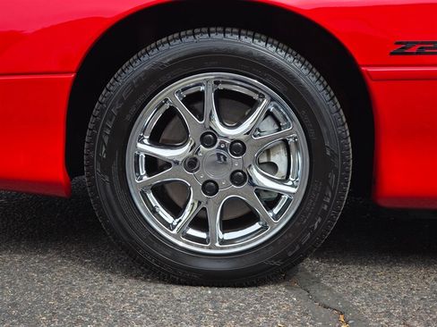 Used 2002 Chevrolet Camaro Z28 w/ Preferred Equipment Group 2 RWD image 40