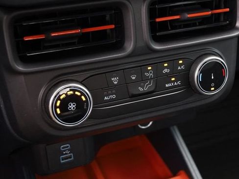 Certified 2023 Ford Maverick XLT FWD image 17