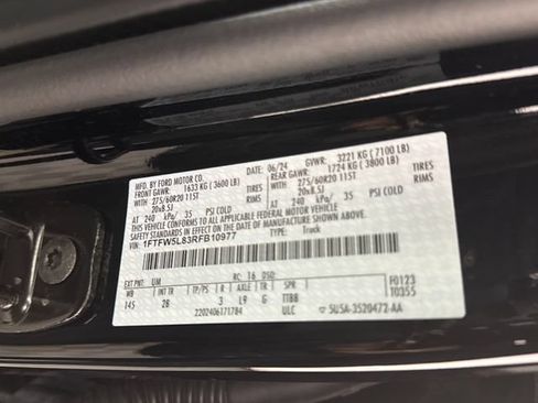 Used 2024 Ford F150 Lariat w/ FX4 Off-Road Package AWD/4WD image 27
