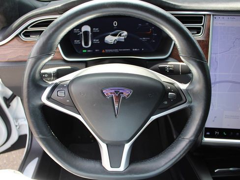 Used 2017 Tesla Model S 75D AWD/4WD image 20