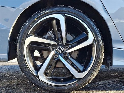 Certified 2022 Honda Accord Sport image 8