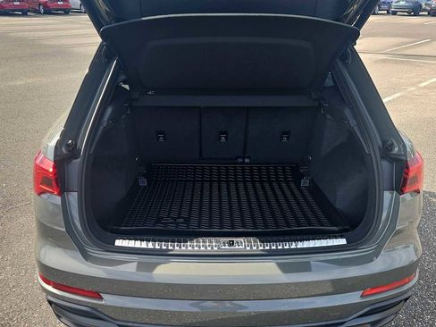 Used 2022 Audi Q3 2.0T Premium w/ Convenience Package image 21