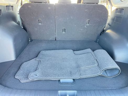 Used 2025 Kia Sportage LX image 31