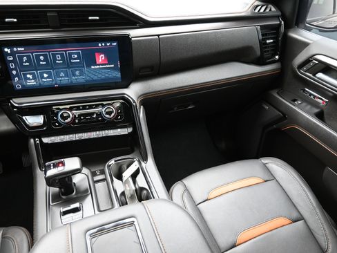 Used 2022 GMC Sierra 1500 AT4 w/ AT4 Premium Package image 41