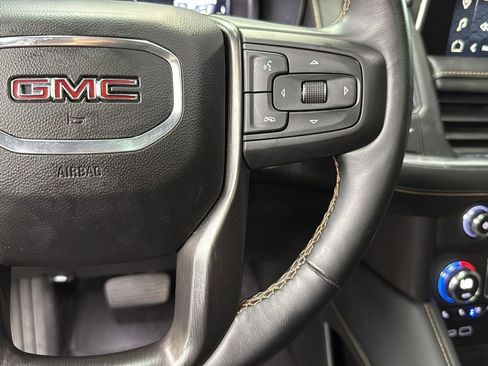 Used 2023 GMC Yukon XL AT4 image 16
