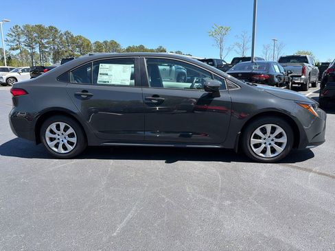 New 2026 Toyota Corolla LE image 2