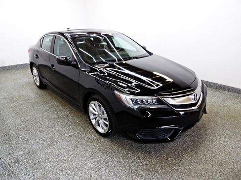 Used 2016 Acura ILX FWD image 3