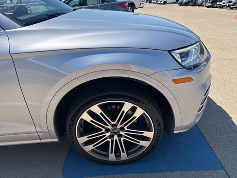 Used 2019 Audi SQ5 Premium w/ Convenience Package AWD/4WD image 4