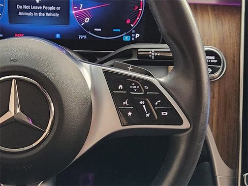 Used 2023 Mercedes-Benz GLC 300 GLC 300 image 28